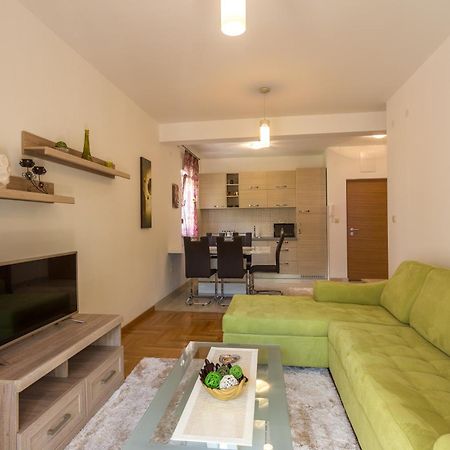 Apartments Rivijera Herceg Novi Ngoại thất bức ảnh