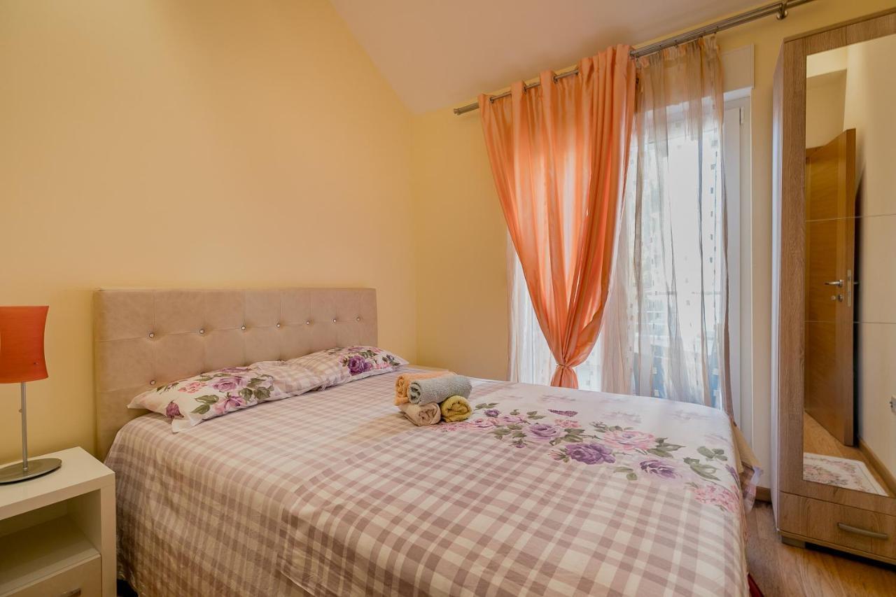 Apartments Rivijera Herceg Novi Ngoại thất bức ảnh