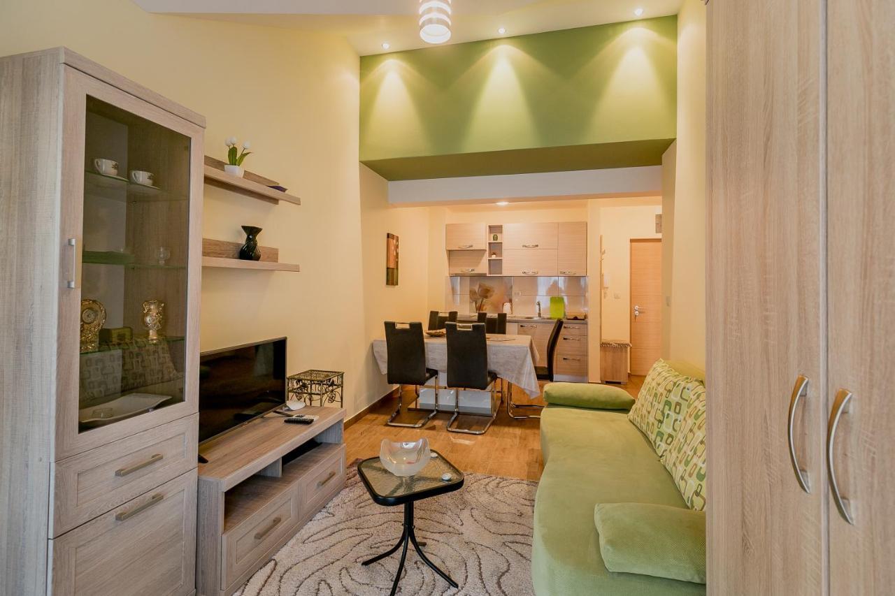 Apartments Rivijera Herceg Novi Ngoại thất bức ảnh
