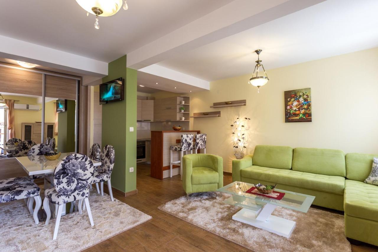 Apartments Rivijera Herceg Novi Ngoại thất bức ảnh