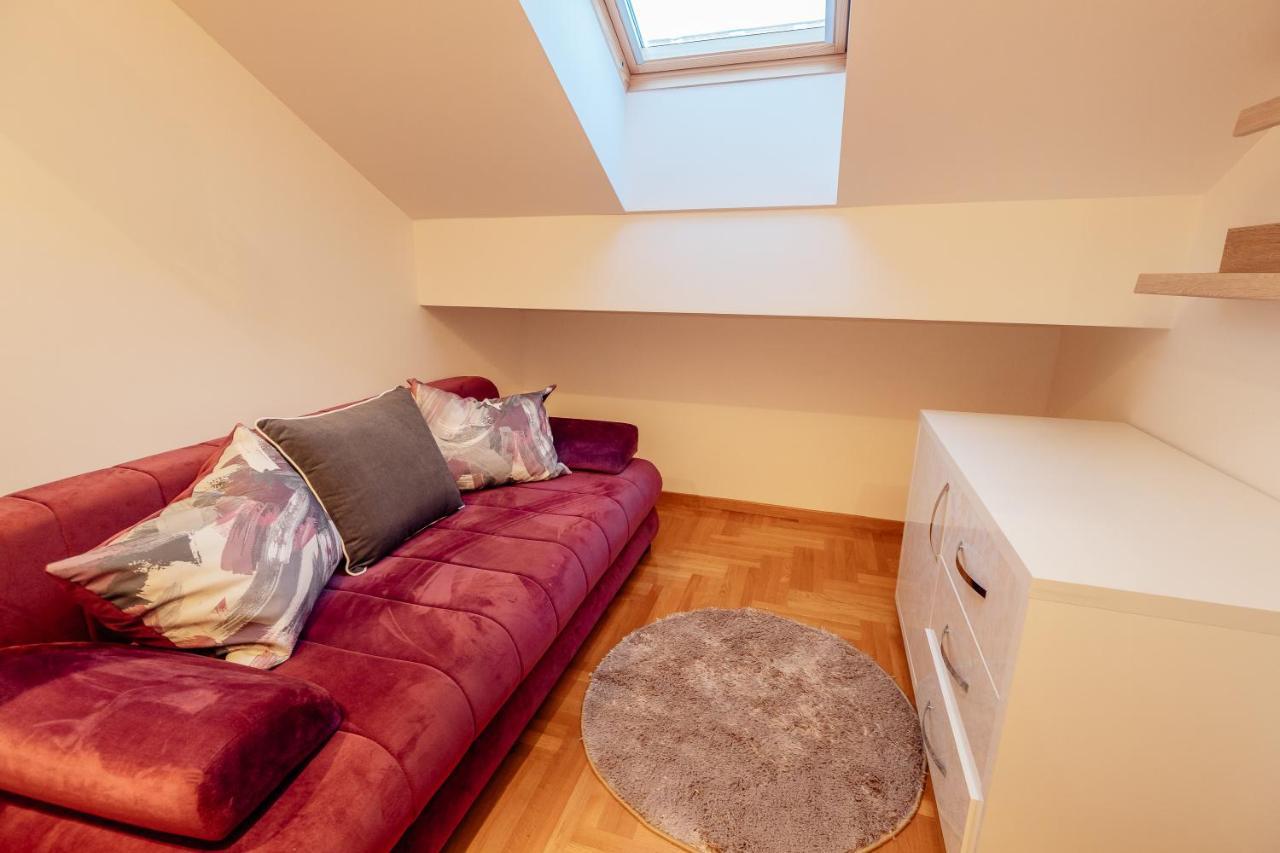 Apartments Rivijera Herceg Novi Ngoại thất bức ảnh
