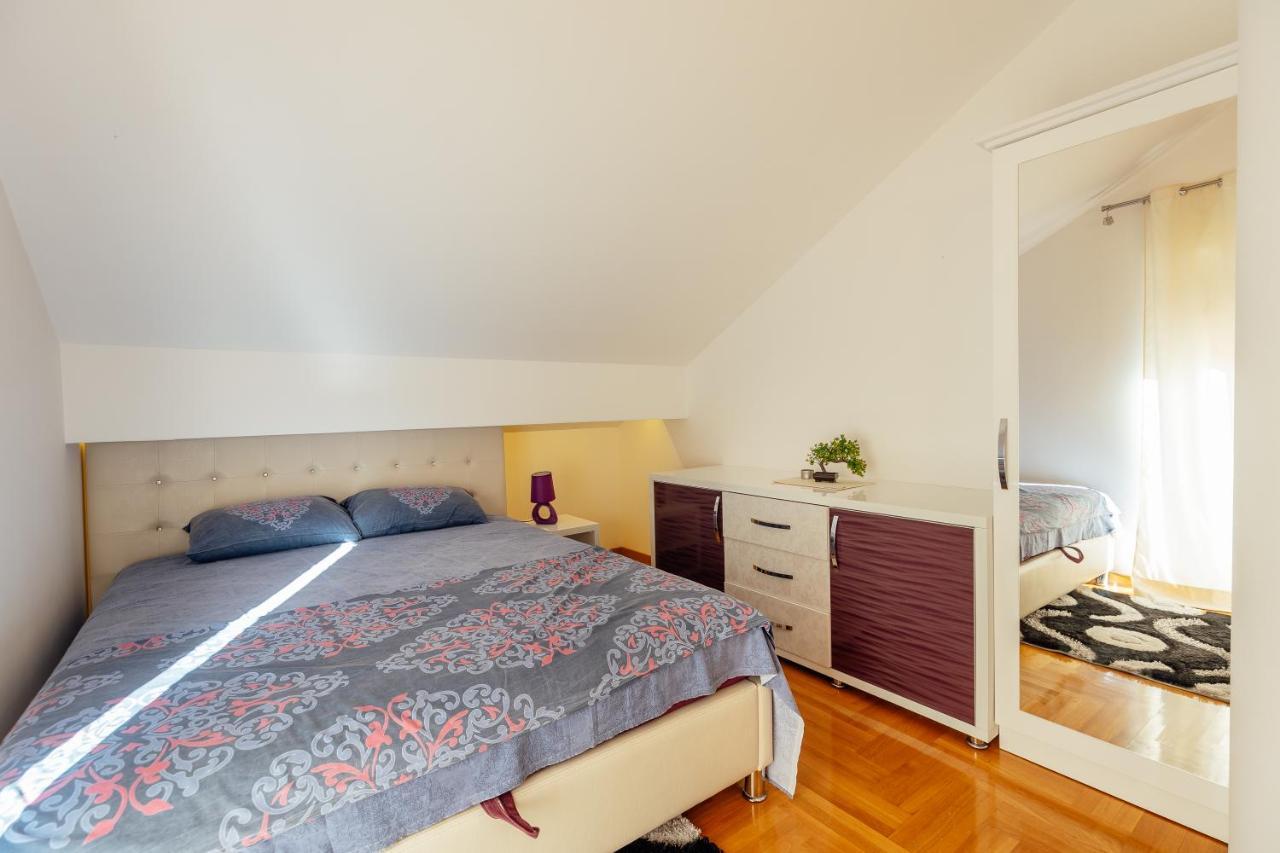 Apartments Rivijera Herceg Novi Ngoại thất bức ảnh