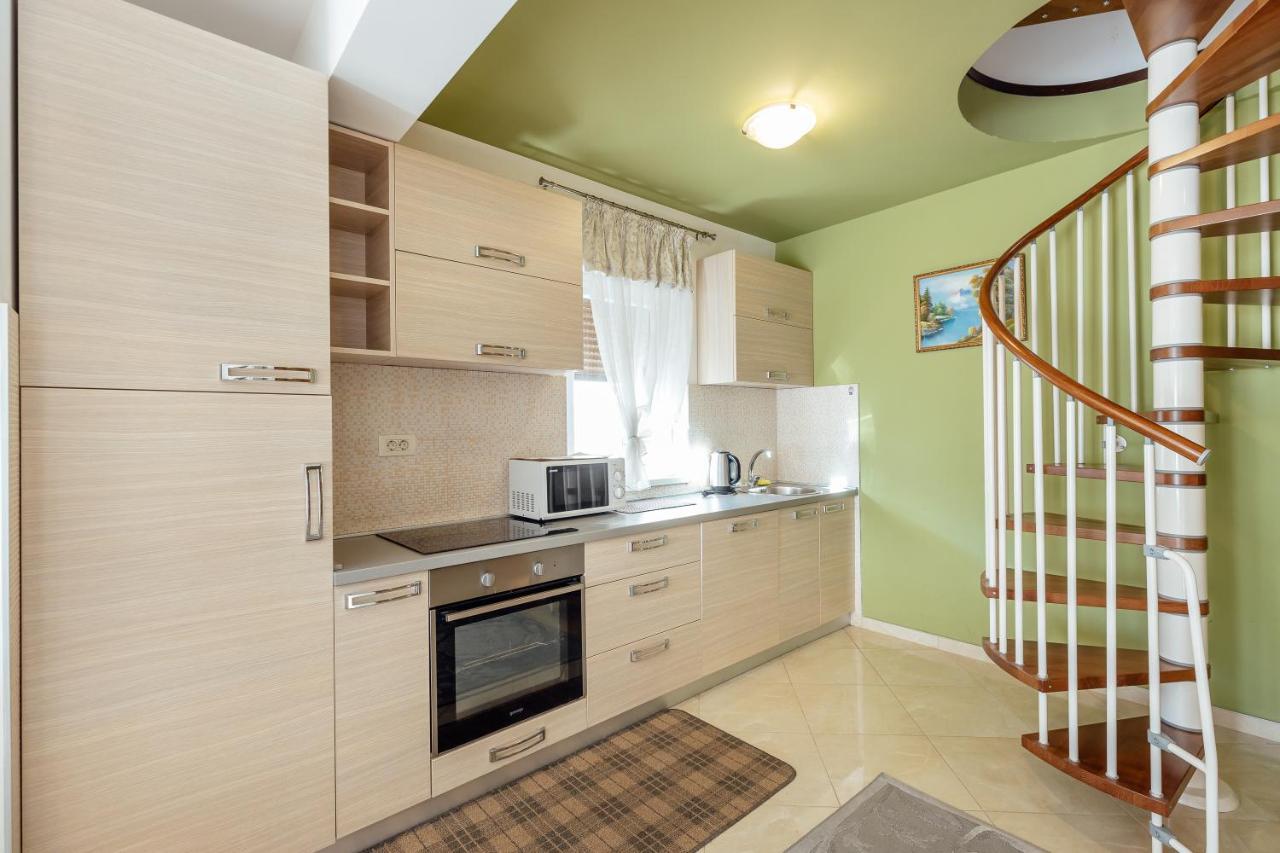 Apartments Rivijera Herceg Novi Ngoại thất bức ảnh