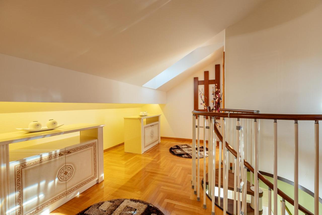 Apartments Rivijera Herceg Novi Ngoại thất bức ảnh