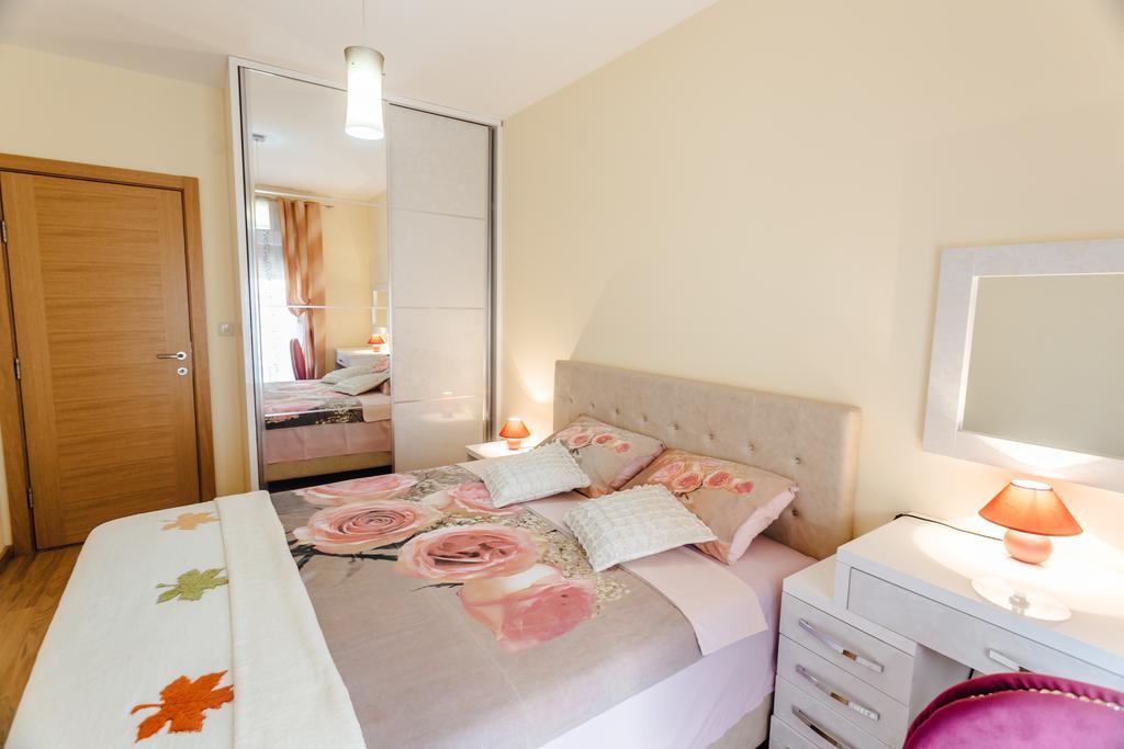 Apartments Rivijera Herceg Novi Ngoại thất bức ảnh