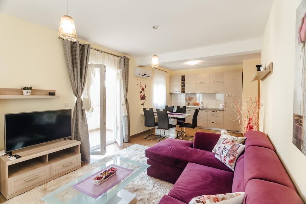 Apartments Rivijera Herceg Novi Ngoại thất bức ảnh