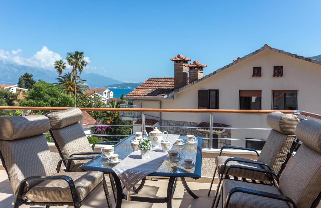 Apartments Rivijera Herceg Novi Ngoại thất bức ảnh